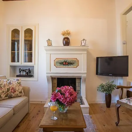 Simou 2 Holiday home *